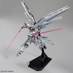 Gundam Base Limited MG Freedom Gundam Ver 2.0 [Silver Coating]