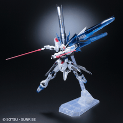 Gundam Base Limited MG Freedom Gundam Ver 2.0 [Clear Color]